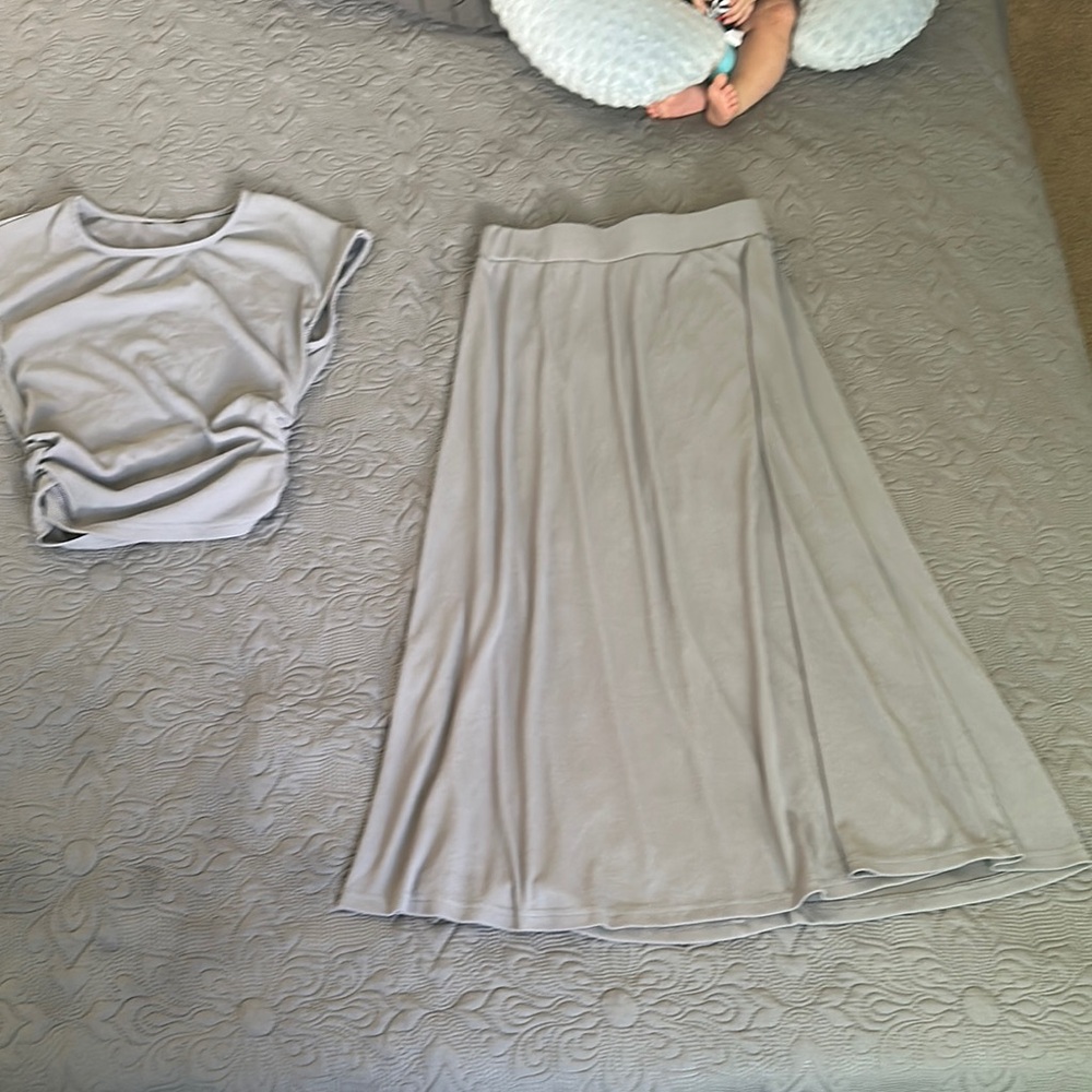 Chic Gray Maxi Skirt for Women